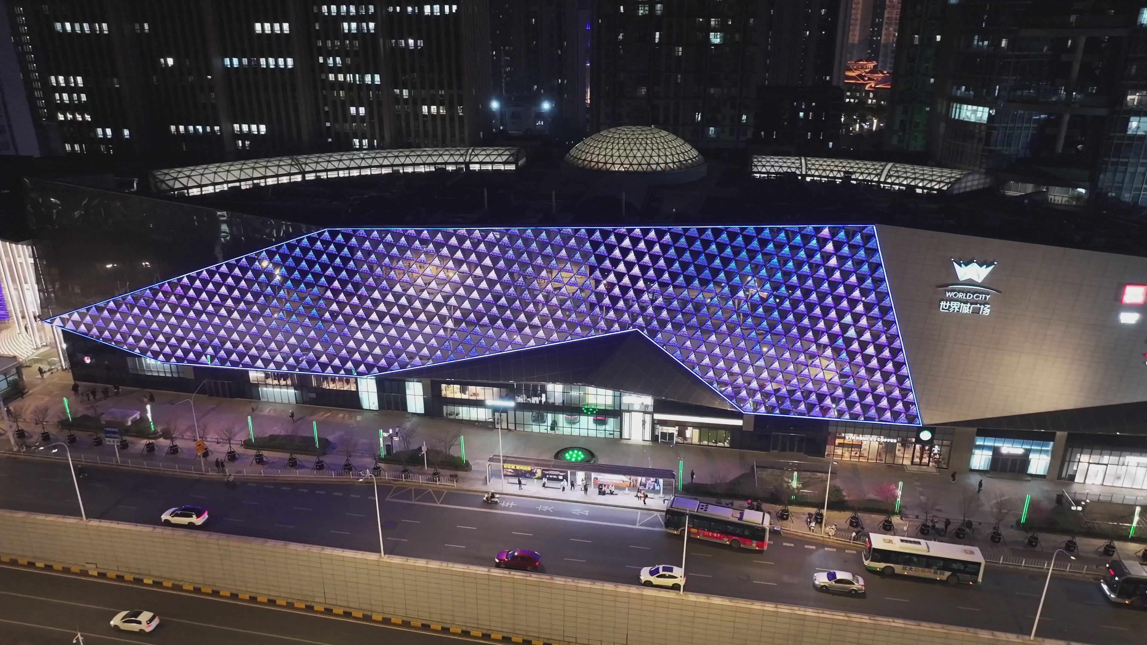 白天是墻，夜晚是燈！3D打印與柔性線條燈點亮武漢光谷新地標