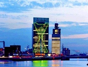 荷蘭照明新地標！荷蘭皇家KPN電信大廈的融景打造！