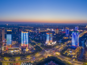 紅動潮城！勇電城市級燈光智控平臺助力海寧演繹時代精彩